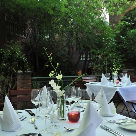 Premier Hotel Quatermain Johannesburg Ngoại thất bức ảnh